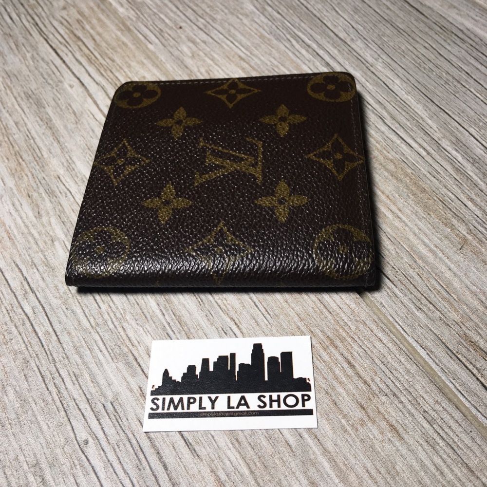 Men’s Louis Vuitton wallet